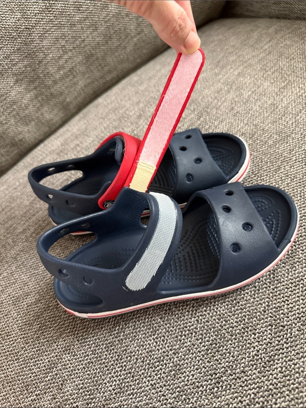 Crocs Crocband Toddler Boy Sandals Navy Red 13 C Used - Picture 7 of 13